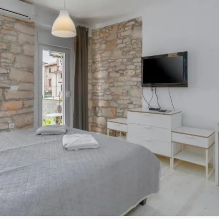 Guest House Lea Rovinj Exterior photo