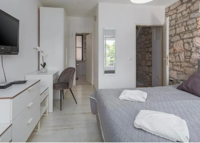 Guest House Lea
